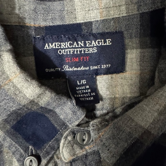 American Eagle Men’s Large Gray/Blue Plaid Long Sleeve Button Up Slim Fit - Picture 3 of 4